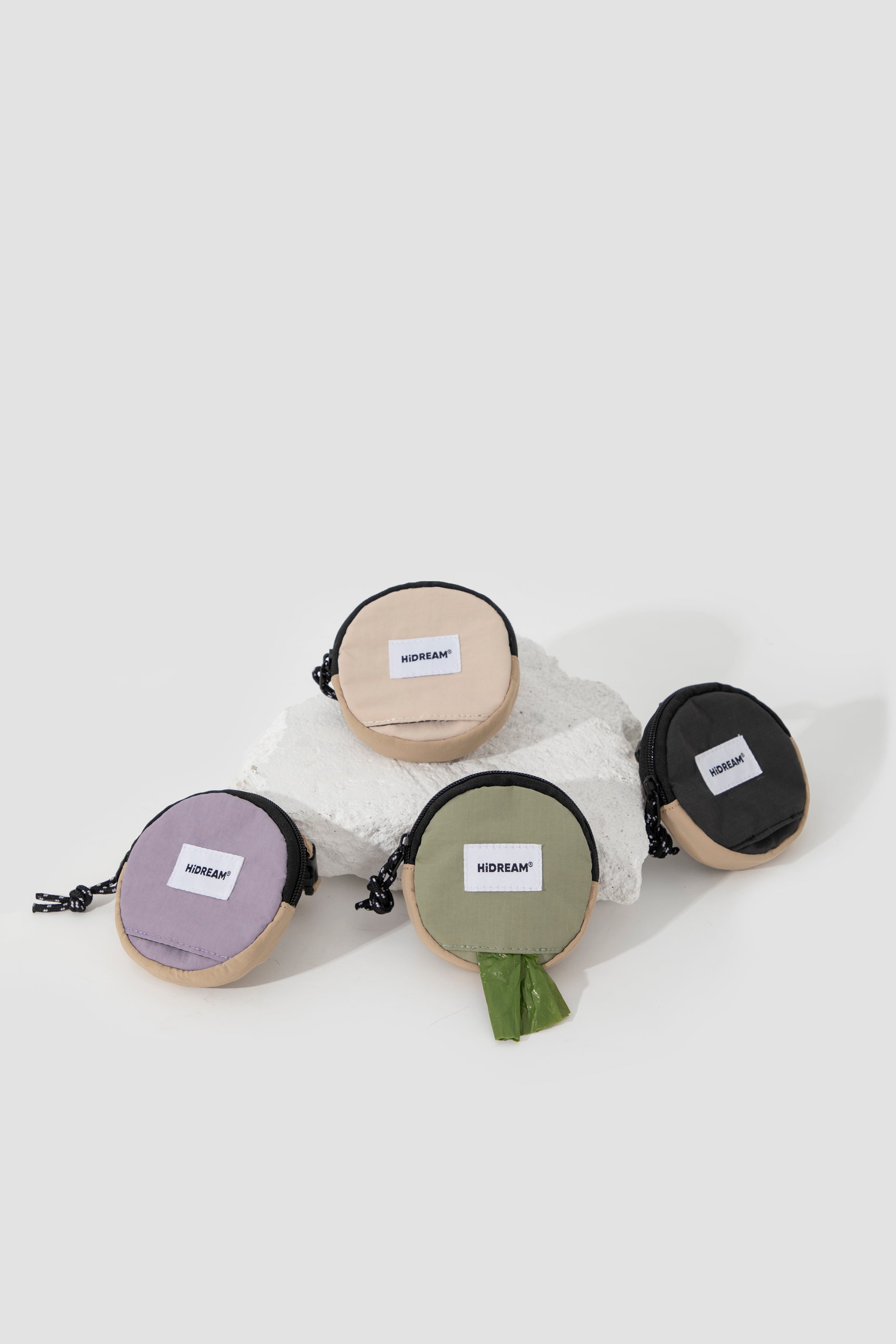 Circular toilet bag