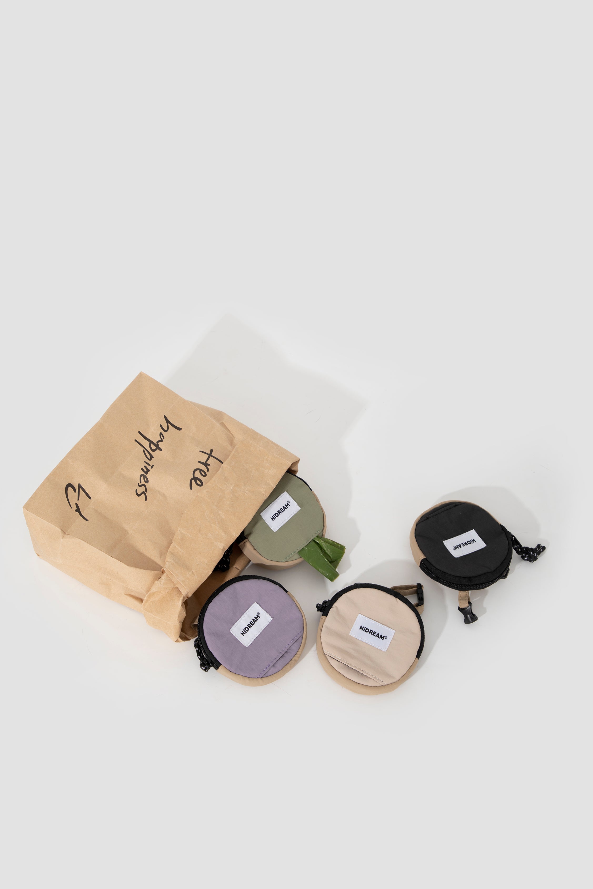 Circular toilet bag